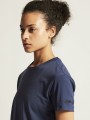 1915302-390000 Craft Community 2.0 Tee Woman closeup6.jpg