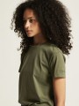 1915302-664000 Craft Community 2.0 Tee Woman closeup6.jpg