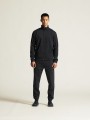 1915297-999000 Community 2.0 Zip Jacket Man closeup1.jpg