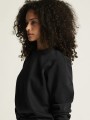 1915300-999000 Community 2.0 Roundneck Woman closeup6.jpg