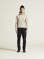 1915328-214000 Community 2.0 Hoodie Woman closeup1.jpg